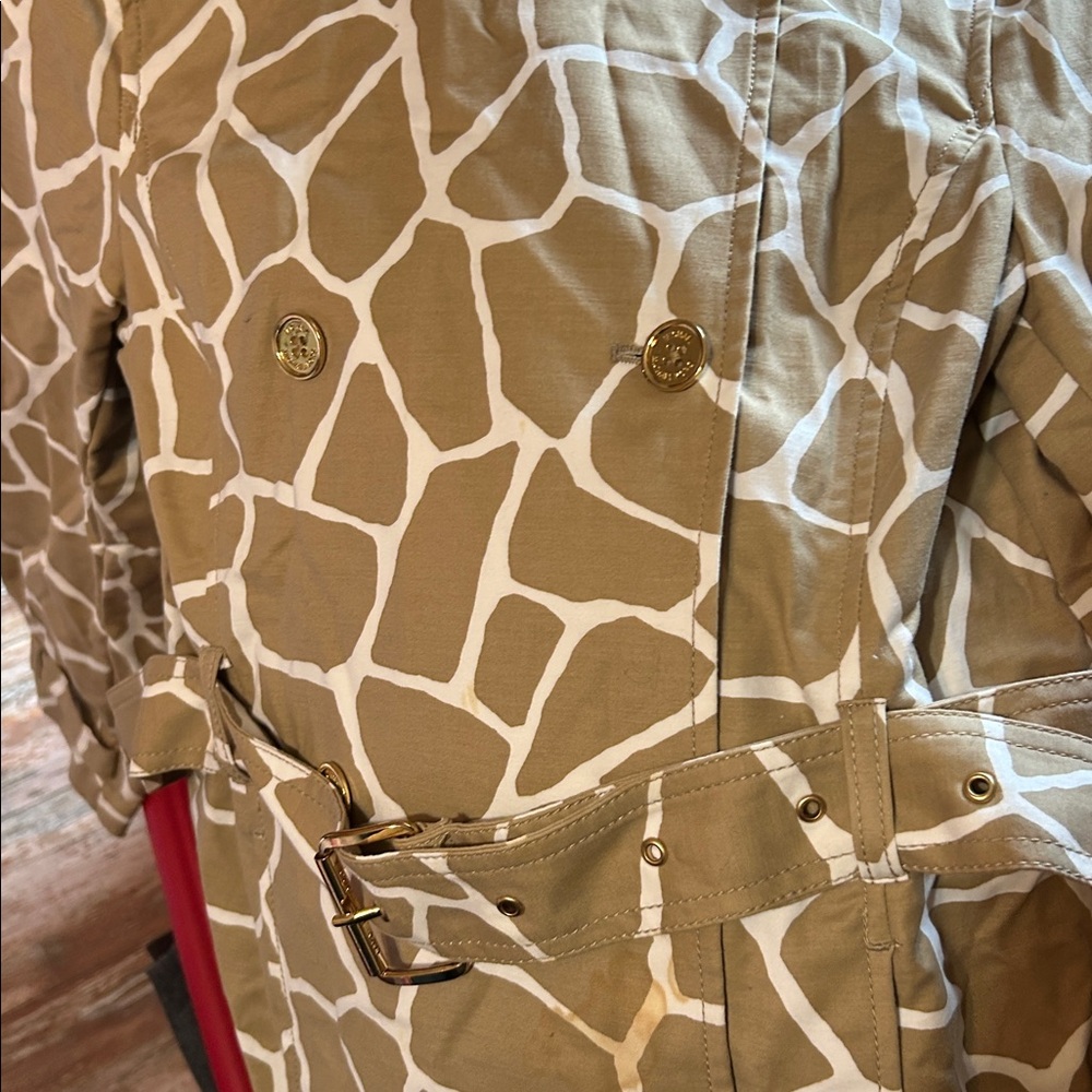 Michael Kors Giraffe Patterned Coat - image 7
